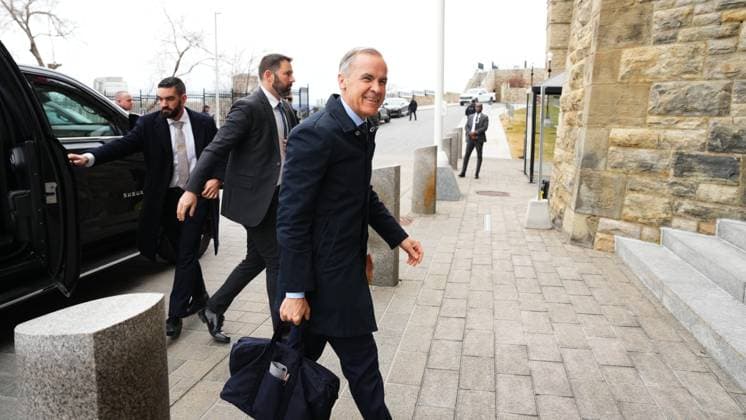 April 14, 2026, Ottawa, On, CANADA: Prime Minister Mark Carney arrives to Parliament Hill in Ottawa on Tuesday, April 14, 2026. Ottawa CANADA  - ZUMAc35_ 20260414_zaf_c35_039 Copyright: xSeanxKilpatrickx