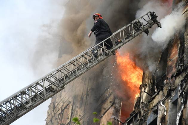 Residents evacuated after fire in Tirana TIRANA, ALBANIA - APRIL 14: A fire broke out in a building in Tirana, Albania causing material damage and prompting the evacuation of residents on April 14, 2026. Multiple firefighting and police teams were dispatched to the scene to respond to the incident. Olsi Shehu Anadolu Tirana Albania. Editorial use only. Please get in touch for any other usage.  Copyright: x2026xAnadoluxOlsixShehux