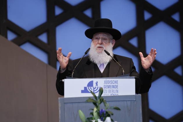 Rabbiner, Yitzhak Ehrenberg; Gedenkveranstaltung zum Jom Haschoa und zum 83. Jahrestag des Aufstandes im Warschauer Ghetto, am 14.04.2026 in Berlin, (Jüdisches Gemeindehaus, Fasanenstraße), Deutschland *** Rabbi, Yitzhak Ehrenberg Commemoration of Yom Hashoah and the 83rd anniversary of the Warsaw Ghetto Uprising, on 14 04 2026 in Berlin, Jewish Community Center, Fasanenstraße , Germany