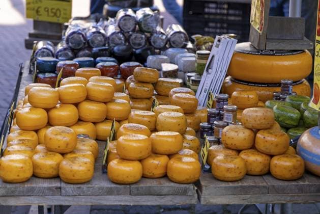 Käse-Stand, Marktplatz, Gouda, Holland, Niederlande Cheese stand, Market Square, Gouda, Holland, Netherlands Copyright: imageBROKER SiegfriedxKuttig iblshg17327346.jpg