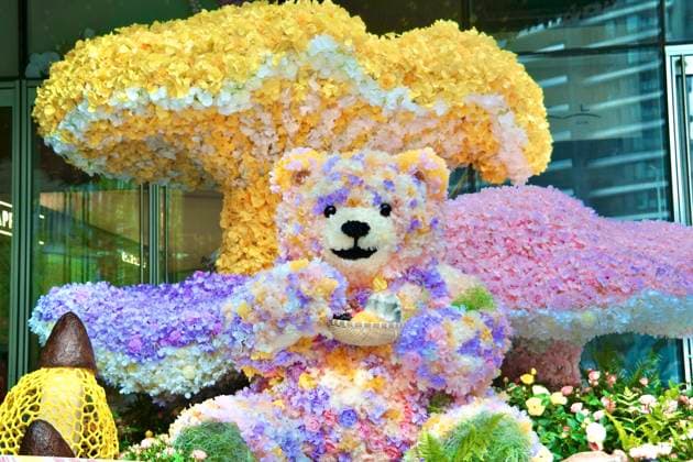 News Bilder des Tages #2 SHANGHAI, CHINA - APRIL 14: Colorful animal-shaped floral installation is displayed at the Qiantan area ahead of 2026 Shanghai International Flower Show on April 14, 2026 in Shanghai, China. The 2026 Shanghai International Flower Show will open on April 18 and runs for 23 days, transforming the city into a sea of flowers.  Copyright: xVCGx 111634930073