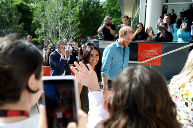 HARRY AND MEGHAN AUSTRALIA VISIT, Prince Harry and Meghan, the Duke and Duchess of Sussex arrive at Swinburne University for a visit at the ÔbatyrÕ, a mental health engagement programme service during a visit to Australia, Melbourne, Thursday, April 16, 2026. ( NO ARCHIVING MELBOURNE VICTORIA AUSTRALIA  Copyright: xCONxCHRONISx 20260416117317385634