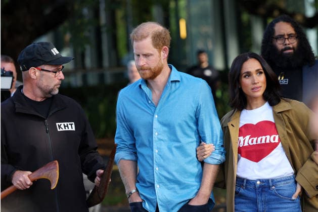 HARRY AND MEGHAN AUSTRALIA VISIT, Prince Harry and Meghan, the Duke and Duchess of Sussex arrive to participate in the Scar Tree Walk at Birrarung Marr during a visit to Australia, Melbourne, Thursday, April 16, 2026. ( NO ARCHIVING MELBOURNE VICTORIA AUSTRALIA  Copyright: xCONxCHRONISx 20260416195978393556