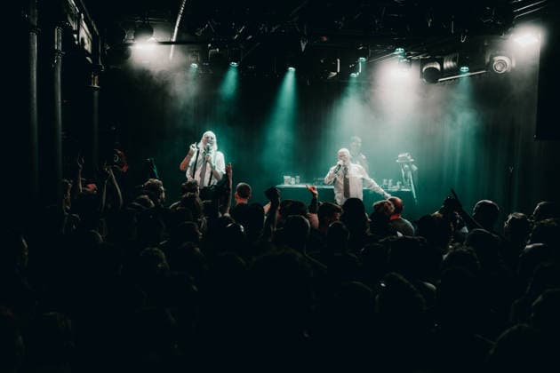 Pete & Bas live in Copenhagen, Denmark Copenhagen, Denmark. 15th, April 2026. The British hip hop duo Pete & Bas performs a live concert at Pumpehuset in Copenhagen. Denmark, Copenhagen  Copyright: xGonzalesxPhoto MathiasxKristensenx