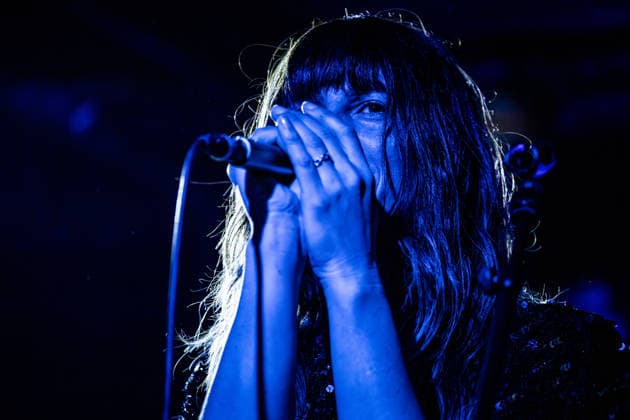Melody s Echo Chamber live in Copenhagen, Denmark Copenhagen, Denmark. 15th, April 2026. The French band Melody™s Echo Chamber performs a live concert at VEGA in Copenhagen. Here singer Melody Prochet is seen live on stage. Denmark, Copenhagen  Copyright: xGonzalesxPhoto ErlingxBrodersenx