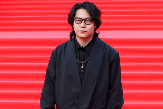 RUSSIA, MOSCOW - APRIL 16, 2026: Japanese filmmaker Shunji Iwai poses on the red carpet ahead of a ceremony to open the 48th Moscow International Film Festival at the Rossiya Theatre Moscow Russia  - ZUMAt113 20260416_zaa_t113_516 Copyright: xValeryxSharifulinx