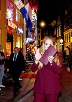 AMSTERDAM - Princess Amalia is visiting Amsterdam at the invitation of Mayor Halsema. Visit to the nightlife venues Bar San Francisco and Club Nachbar. During the two-day visit, the Princess will become better acquainted with various sectors and be briefed on current topics such as science, sports, culture, housing, and social cohesion. ROBIN UTRECHT ANP netherlands out - belgium out  Copyright: xx x555972233x originalFilename: 555972233.jpg