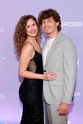 Influencer Garry Secret und seine Freundin Jessica beim Reality Award 2026 im Maritim Hotel Bonn. Die Veranstaltung kürt das Who is who der deutschen Realitystars mit einem eigenen Award. Bonn, 16.04.2026 NRW Deutschland Copyright: xChristophxHardtx