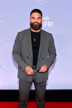 Reality-Star Aleks Petrovic beim Reality Award 2026 im Maritim Hotel Bonn. Die Veranstaltung kürt das Who is who der deutschen Realitystars mit einem eigenen Award. Bonn, 16.04.2026 NRW Deutschland Copyright: xChristophxHardtx