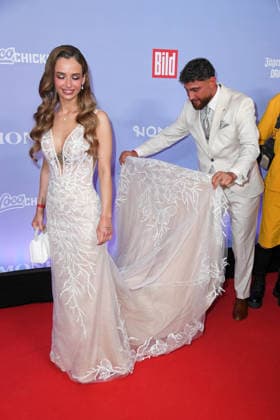 Umut Tekin mit Freundin Lena Goldstein - DIE REALITY AWARDS 2026 im Maritim Hotel in Bonn am 16.04.2026