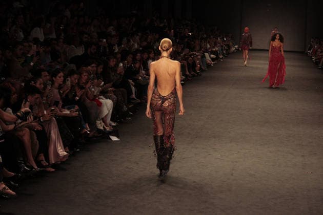 RIO DE JANEIRO, RJ - 16.04.2026: RIO FASHION WEEK 2026 - Fashion show by the brand HISHA, on the second day of Rio Fashion Week, at Pier Maua. x2926476x  CarlosxEliasxJunior