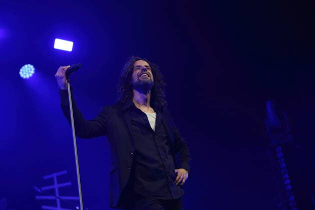 Christian Schottstädt von der Band Forced To Mode bei einem Konzert in der Columbiahalle in Berlin, 16. April 2026. Forced To Mode Konzert Berlin