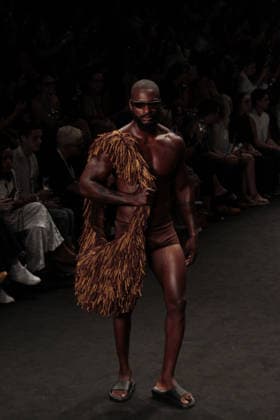 RIO DE JANEIRO, RJ - 16.04.2026: RIO FASHION WEEK 2026 - The Blue Man fashion show closed the second day of Rio Fashion Week at Pier Maua, Rio de Janeiro. x2926767x  CarlosxEliasxJunior