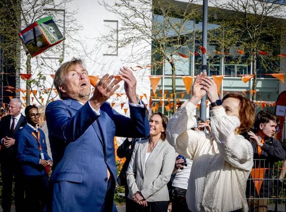 ZEEWOLDE - King Willem-Alexander will give the starting signal for the King s Games during the national opening at public primary school Panta Rhei and ICB Kaleidoscoop in Zeewolde. Traditionally, the King s Games start with the joint King s Breakfast. Subsequently, the King will open the games and visit various sports and games activities. ROBIN UTRECHT ANP netherlands out - belgium out  Copyright: xx x556004645x originalFilename: 556004645.jpg