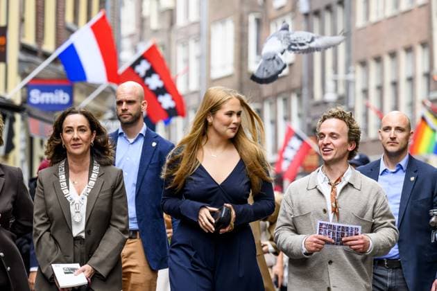 Amsterdam, The Netherlands, 2026-04-17 15:21:25 AMSTERDAM, 17-04-2026, Zeedijk Princess of Orange - Princess Amalia is visiting Amsterdam at the invitation of Mayor Halsema. The visit follows an earlier meeting with Amsterdammers at the Mayor s official residence. During the two-day visit, the Princess will become better acquainted with various sectors and be briefed on current topics such as science, sports, culture, housing, and social cohesion. PHOTO: NLBeeld Patrick van Emst In the photo: A walk along the Zeedijk during which explanations are given regarding housing, entrepreneurship, and social connection. A cafà , a radio studio, and an Asian supermarket, among others, are also visited. Credit: NL Beeld Patrick van Emst Copyright: xx x