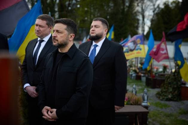 Ukrainian President Volodymyr Zelenskyy meets with King Carl XVI Gustaf of Sweden to discuss current developments in Lviv Ukrainian President Volodymyr Zelenskyy meets with King Carl XVI Gustaf of Sweden to discuss current developments in Lviv, Sweden, April 17, 2026. Photo by PRESIDENT OF UKRAINE apaimages Ukraine Ukraine Ukraine 170426_Sweden_UPO_00(19).jpeg Copyright: xapaimagesxPRESIDENTxOFxUKRAINEx xapaimagesx