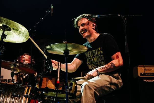 Konzert von GANS in Berlin Konzert der britischen Post-Punk-Band GANS am 17.04.2026 im Berliner Huxleys Neue Welt. Hier im Bild Iuan Woodman., Berlin Berlin Deutschland Neukölln