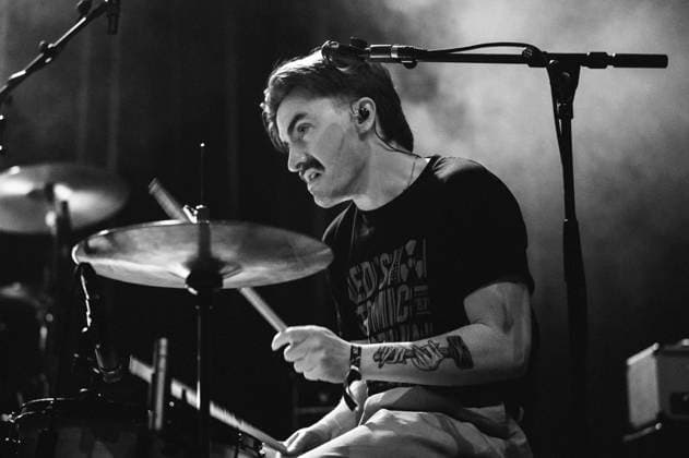 Konzert von GANS in Berlin Konzert der britischen Post-Punk-Band GANS am 17.04.2026 im Berliner Huxleys Neue Welt. Hier im Bild Iuan Woodman., Berlin Berlin Deutschland Neukölln