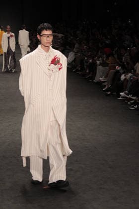 RIO DE JANEIRO, RJ - 17.04.2026: RIO FASHION WEEK 2026 - Fashion show by the brand Apartamento 03 on the third day of Rio Fashion Week 2026, at Pier Maua, Rio de Janeiro. x2927290x  CarlosxEliasxJunior
