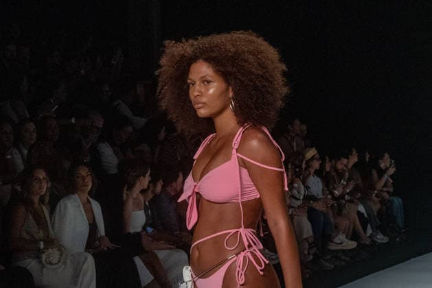 RIO DE JANEIRO, RJ - 17.04.2026: RIO FASHION WEEK 2026 - Karoline Vitto& 39;s fashion show during Rio Fashion Week, which returns to the marvelous city this Friday, April 17, 2026, at Pier Maua, in Rio de Janeiro, RJ. x2927448x  CristianexMota