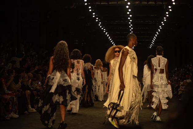 RIO DE JANEIRO, RJ - 17.04.2026: RIO FASHION WEEK 2026 - The APARTAMENTO 03 fashion show will take place during Rio Fashion Week, which returns to the marvelous city this Friday, April 17, 2026, at Pier Maua, in Rio de Janeiro, RJ. x2927524x  CristianexMota