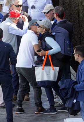 The King emeritus and his daughter, Infanta Elena, set sail in Sanxenxo King Juan Carlos and Infanta Elena embark in the port of Sanxenxo to participate in the regattas, on April 18, 2026, in Sanxenxo Pontevedra, Galicia, Spain 18 APRIL 2026 José Ramó Sanxenxo Sanxenxo Sanxenxo Spain  Copyright: xJosÃ xRamonxHernandox 7450678