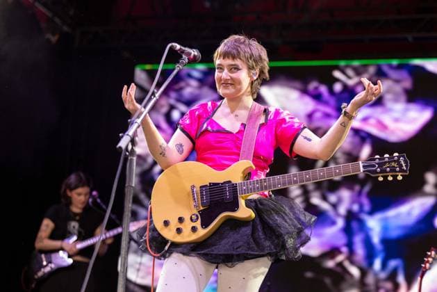 April 17, 2026, Indio, California, U.S: JULIE DAWSON of NewDad during Coachella Valley Music and Arts Festival at Empire Polo Club in Indio, California Indio U.S  - ZUMAs135 20260417_zap_s135_062 Copyright: xDanielxDeSloverx