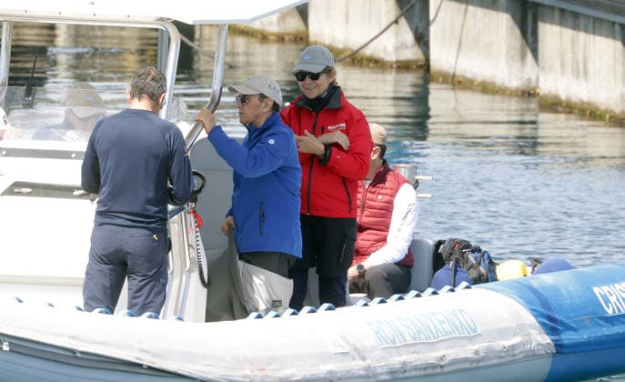 The King emeritus and his daughter, Infanta Elena, set sail in Sanxenxo King Juan Carlos and Infanta Elena leave the port on the first day of the regatta, on April 18, 2026, in Sanxenxo Pontevedra, Galicia, Spain BOAT PORT SEA José Ramó Sanxenxo Sanxenxo Sanxenxo Spain  Copyright: xJosÃ xRamonxHernandox 7450903