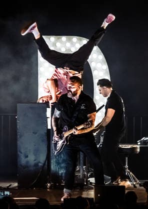 18.04.2026, xlakx, Entertainment, Dick Brave - Back For Good Tour 2026 v.l. Dick Brave tritt im Rahmen der Back For Good Tour 2026 in der Huxleys Neue Welt in Berlin auf. Berlin