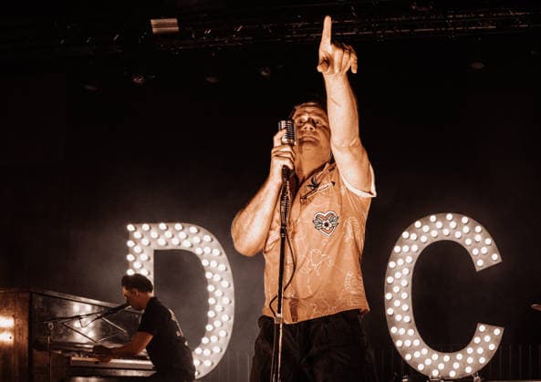 18.04.2026, xlakx, Entertainment, Dick Brave - Back For Good Tour 2026 v.l. Dick Brave tritt im Rahmen der Back For Good Tour 2026 in der Huxleys Neue Welt in Berlin auf. Berlin