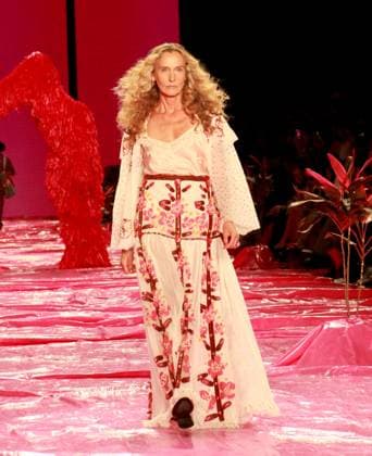 RECORD DATE NOT STATED Izabela Capeto s fashion show at Rio Fashion Week 2026. Rio de Janeiro (RJ), 04 18 2026 - Fashion Show Brand Izabela Capeto RJ - Fashion show of the Izabela Capeto brand during Rio de Janeiro Fashion Week (RIOFW), the event takes place at Pier Maua in the city of Rio de Janeiro, this Saturday, April 18, 2026.(Foto: Onofre Veras Thenews2 imago images) Izabela Capeto s fashion show at Rio Fashion Week 2026.  Copyright: xonofrexverasx