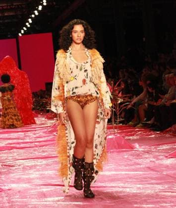RECORD DATE NOT STATED Izabela Capeto s fashion show at Rio Fashion Week 2026. Rio de Janeiro (RJ), 04 18 2026 - Fashion Show Brand Izabela Capeto RJ - Fashion show of the Izabela Capeto brand during Rio de Janeiro Fashion Week (RIOFW), the event takes place at Pier Maua in the city of Rio de Janeiro, this Saturday, April 18, 2026.(Foto: Onofre Veras Thenews2 imago images) Izabela Capeto s fashion show at Rio Fashion Week 2026.  Copyright: xonofrexverasx