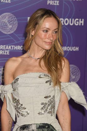 SANTA MONICA, CA - APRIL 18: Olivia Wilde at the 2026 Breakthrough Prize on April 18, 2026 at Barker Hangar in Santa Monica, California. Copyright: xJeffreyxMayer MediaPunchx
