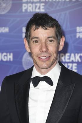 Alex Honnold at arrivals for 12th Breakthrough Prize Ceremony - Part 2, Barker Hangar, Santa Monica, CA, April 18, 2026. Photo By: Elizabeth Goodenough Everett Collection 12th Breakthrough Prize Ceremony - Part 2 PUBLICATIONXNOTxINxCANxCHNxFRAxITAxJPNxNORxPOLxRUSxESPxUKxUSA