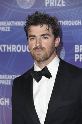 Andrew Taggart at arrivals for 12th Breakthrough Prize Ceremony - Part 2, Barker Hangar, Santa Monica, CA, April 18, 2026. Photo By: Elizabeth Goodenough Everett Collection 12th Breakthrough Prize Ceremony - Part 2 PUBLICATIONXNOTxINxCANxCHNxFRAxITAxJPNxNORxPOLxRUSxESPxUKxUSA