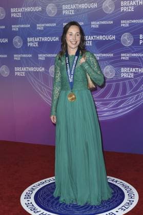 Rosa Rademakers at arrivals for 12th Breakthrough Prize Ceremony - Part 2, Barker Hangar, Santa Monica, CA, April 18, 2026. Photo By: Elizabeth Goodenough Everett Collection 12th Breakthrough Prize Ceremony - Part 2 PUBLICATIONXNOTxINxCANxCHNxFRAxITAxJPNxNORxPOLxRUSxESPxUKxUSA