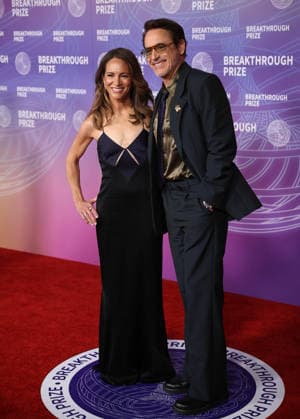 Breakthrough Prize Ceremony Red Carpet 2026 SANTA MONICA, CA - APRIL 18: Robert Downey Jr. and his wife Susan Downey attend the 12th Annual Breakthrough Prize Awards and Ceremony at Barker Hangar in Santa Monica of Los Angeles, California, United States on April 18, 2026. Tayfun Coskun Anadolu California United States. Editorial use only. Please get in touch for any other usage.  Copyright: x2026xAnadoluxTayfunxCoskunx