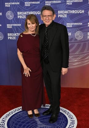 2026 Breakthrough Prize Ceremony Caroline Grainge and Lucian Grainge arriving to the 12th Breakthrough Prize Ceremony held at Barker Hangar on April 18, 2026 in Santa Monica, CA. Santa Monica Barker Hangar California USA Copyright: xStarbuck xAFF-USA.COMx