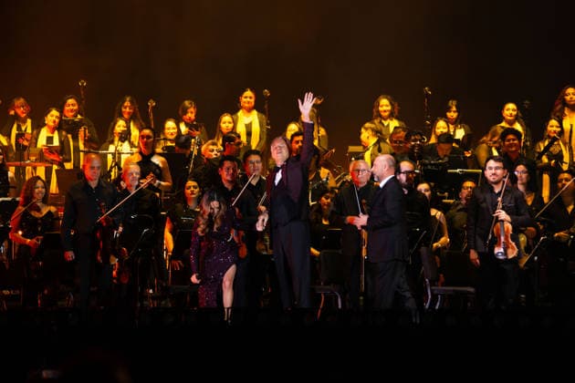 April 18, 2026, Mexico City, Mexico: Italian tenor ANDREA BOCELLI performed a free concert at the Zocalo in Mexico City, accompanied by the Mineria Symphony Orchestra and with Los Angeles Azules and XIMENA SARINANA as special guests. Mexico City Mexico  - ZUMAl178 20260418_znp_l178_067 Copyright: xCristianxLeyvax