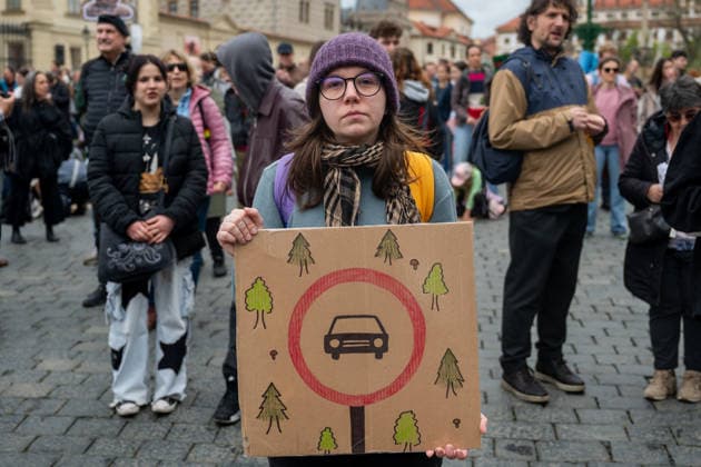 Protest rally and march against Motorists party s way of leading Czech Environment Ministry was held in Prague, Czech Republic, on April 19, 2026. (CTKxPhoto OndrejxDeml) CTKPhotoP2026041903293  CTKPhotoP2026041903293