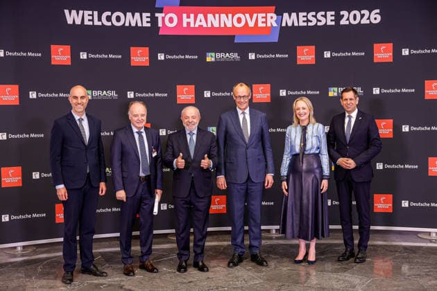 Eröffnung der Hannover Messe 2026 - Partnerland Brasilien Gruppenfoto (v.l.n.r.), ¢Belit Onay, Oberbürgermeister der Landeshauptstadt Hannover, . Gunther Kegel, Präsident des ZVEI e. V.; Luiz Inacio Lula da Silva, Präsident der Föderativen Republik Brasilien; Bundeskanzler Friedrich Merz: Julie Sweet, Chair & CEO Accenture: Olaf Lies, Ministerpräsident Niedersachsen Hannover Hannover, Stadthalle, Runder Saa Niedersachsen, Region Hannover Germany