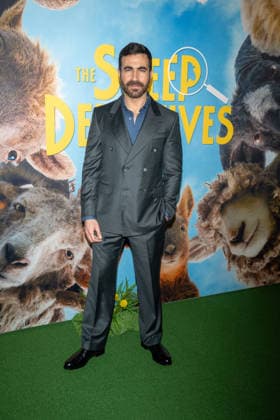 Amazon MGM Studios The Sheep Detectives Premiere in New York, USA - 19 Apr 2026 Brett Goldstein attends The Sheep Detectives New York Premiere at Jazz at Lincoln Center. New York United States Copyright: xRonxAdarx xSOPAxImagesx _radar_sheep_20260419_00399