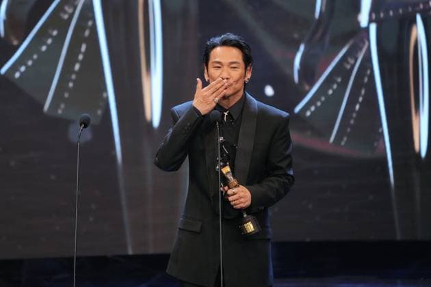 HONG KONG, CHINA - APRIL 19: Actor Alex To poses with trophy at backstage during the 44th Hong Kong Film Awards on April 19, 2026 in Hong Kong, China.  Copyright: xChinaxNewsxServicex 111635914200