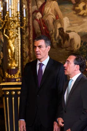 April 20, 2026, Madrid, Madrid, Spain: Pedro Sanchez, Prime Minister, Jose Manuel Albares attends lunch to President of Portugal and wife at Royal Palace on April 20, 2026 in Madrid, Spain Madrid Spain  - ZUMAg15_ 20260420_zaf_g15_030 Copyright: xJackxAbuinx