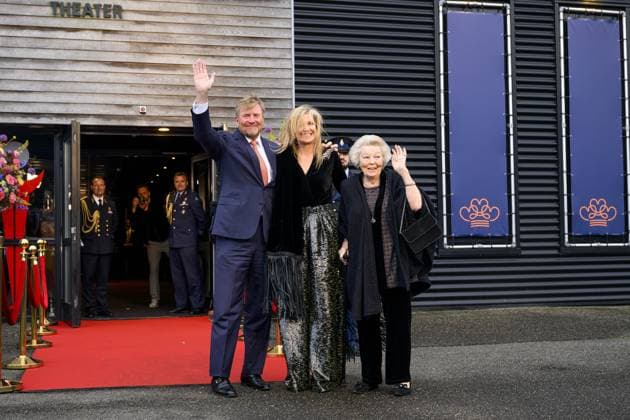 Dokkum, The Netherlands, 2026-04-20 19:52:12 DOKKUM, 20-04-2026, Theater Sense King Willem-Alexander and Queen Maxima, accompanied by Princess Beatrix, are present at Theater Sense in Dokkum for the annual King s Day concert. The concert is attended by an audience involved in the organization of the King s Day celebrations in Dokkum. PHOTO: NLBeeld Patrick van Emst Credit: NL Beeld Patrick van Emst  Copyright: xx x