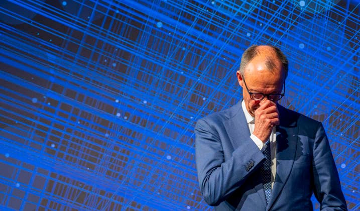 News Bilder des Tages #2 Friedrich Merz + EUR, Deutschland, Berlin, 20.04.2026: Bundeskanzler Friedrich Merz (CDU) trifft sich mit Vertretern Jahresempfang des Bundesverbands deutscher Banken e.V. *** Friedrich Merz EUR, Germany, Berlin, 20 04 2026 Federal Chancellor Friedrich Merz CDU meets with representatives Annual reception of the Association of German Banks e V