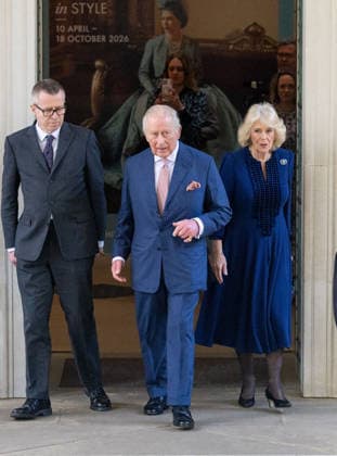 April 20, 2026, London, England, United Kingdom: King CHARLES III and Queen CAMILLA visit The KingÃ¢â‚¬â ¢s Gallery in London to see the Ã¢â‚¬oeQueen Elizabeth II: Her Life in StyleÃ¢â‚¬Â exhibition - the largest and most comprehensive presentation of The late QueenÃ¢â‚¬â ¢s fashion ever mounted. London United Kingdom  - ZUMAs262 20260420_zip_s262_051 Copyright: xTayfunxSalcix