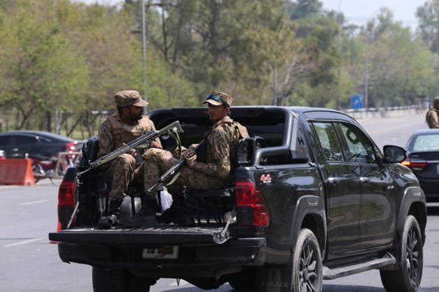 Security tightened in Islamabad ahead of expected US-Iran talks ISLAMABAD, PAKISTAN - APRIL 21: Security forces take extensive measures ahead of the expected second round of talks between United States and Iranian delegations in Islamabad, Pakistan, on April 21, 2026. Muhammed Semih Ugurlu Anadolu Islamabad Pakistan. Editorial use only. Please get in touch for any other usage.  Copyright: x2026xAnadoluxMuhammedxSemihxUgurlux