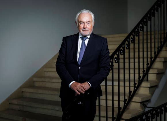 Wolfgang Kubicki, FDP, aufgenommen im Rahmen eines Interviews in einem Buerogebaeude des Deutschen Bundestages in Berlin. Berlin Deutschland *** Wolfgang Kubicki, FDP, recorded during an interview in an office building of the German Bundestag in Berlin Berlin Germany Copyright: xThomasxKoehlerx