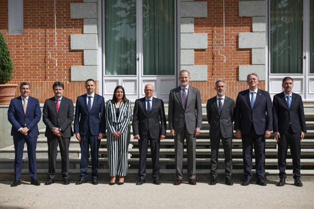 The King receives in audience the Management Committee of Nokia Spain The King, Felipe VI 4d , receives in audience the Management Committee of Nokia Spain, and poses with the CEO of Nokia Spain, Ignacio Gallego 5i , on April 21, 2026, in Madrid Spain 21 APRIL 2026 Alejandro Martinez Vé Madrid Madrid Madrid Spain  Copyright: xAlejandroxMartinezxVÃ lezx 7456661